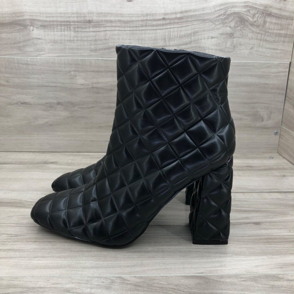Cape Robbin Ankle Boots Womens 9 Black Quilted Zip Booties - Picture 2 of 11